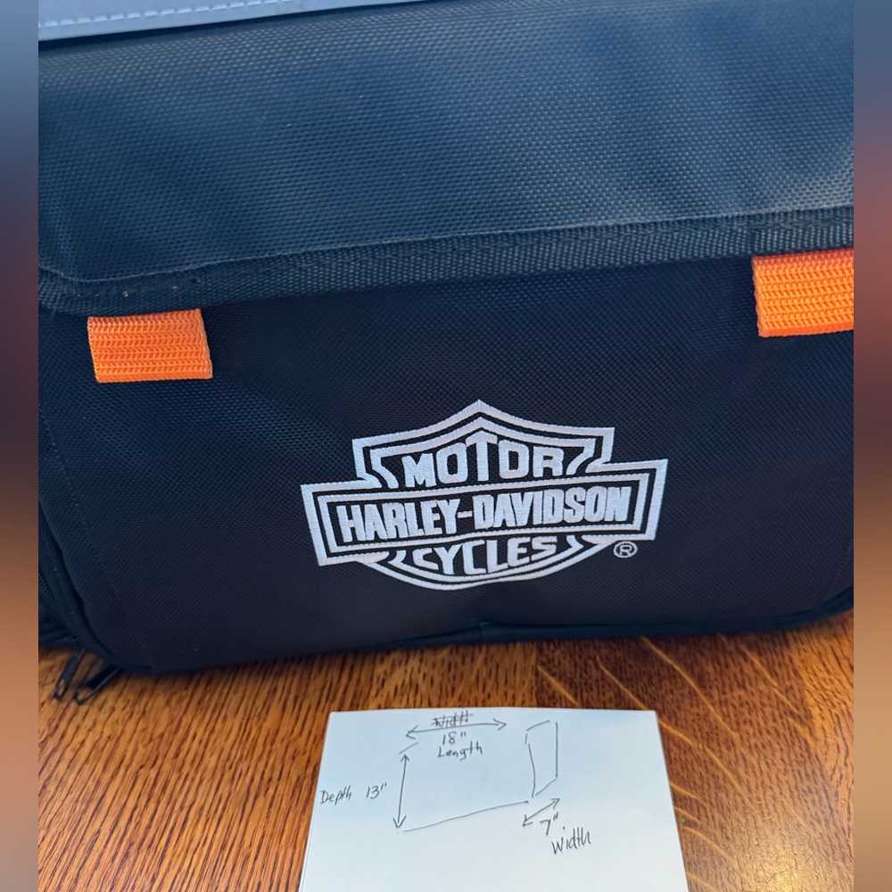 Harley-Davidson Black and Orange Thermal Bag - Picture 2 of 13
